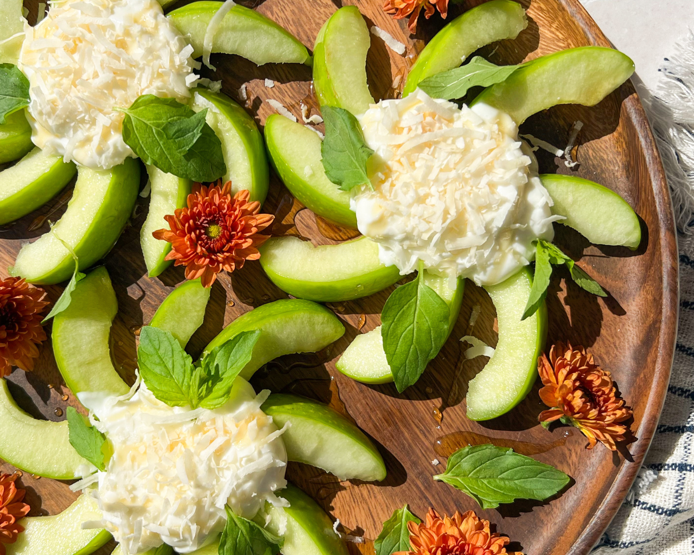 Apple & Yogurt Flowers